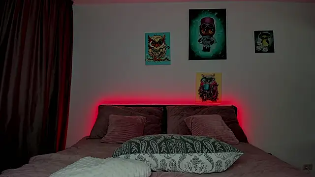 NNNoire online show from March 6, 5:46 am