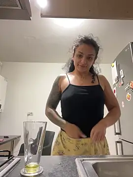 NNNoire online show from October 24, 4:47 pm