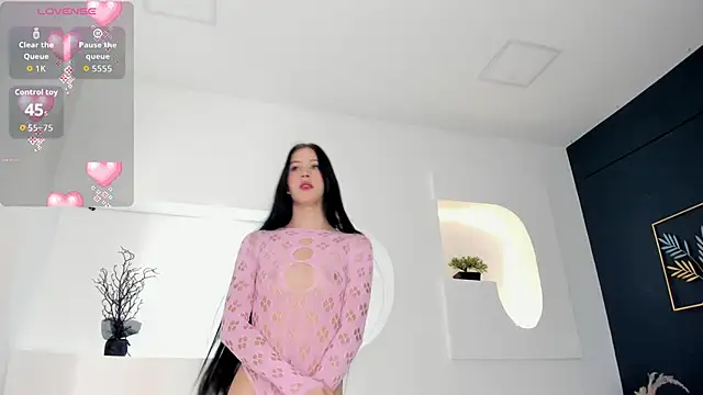 Snapshot of sara__jones_gh chatting on February 23, 5:21 pm sara jones gh online show from February 23, 5:21 pm