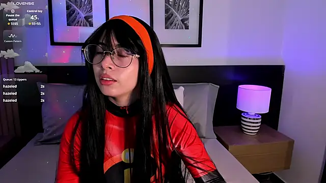 Snapshot of vi_anaya chatting on November 6, 11:33 am vi anaya online show from November 6, 11:33 am