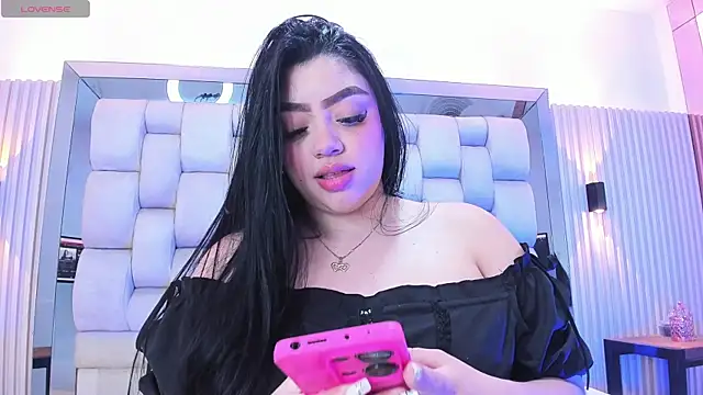 ashlyn parker online show from January 11, 7:27 pm