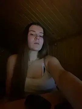 mewKate online show from January 25, 7:49 pm