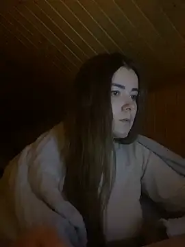 mewKate online show from February 4, 5:12 pm