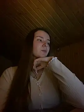 mewKate online show from February 15, 7:06 pm