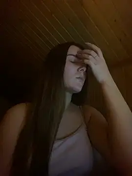 mewKate online show from March 1, 11:37 pm