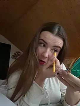 mewKate online show from March 9, 4:11 pm