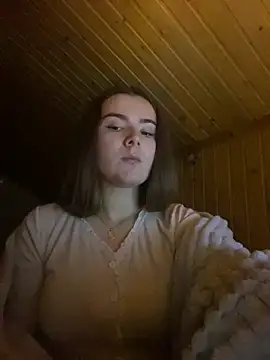 mewKate online show from March 19, 6:44 pm