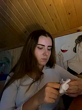 mewKate online show from September 14, 4:28 pm