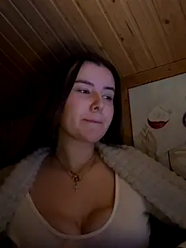 mewKate online show from January 8, 4:42 pm