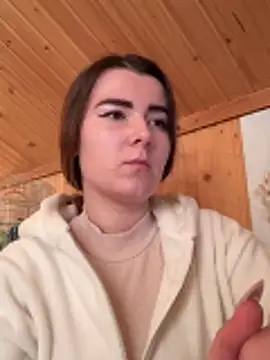 mewKate online show from February 9, 3:05 pm