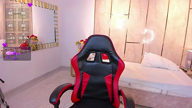 Snapshot of TylerBloom chatting on December 2, 2:01 pm TylerBloom online show from December 2, 2:01 pm