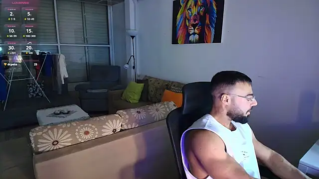 Snapshot of todddantes25 chatting on January 16, 6:34 pm todddantes25 online show from January 16, 6:34 pm