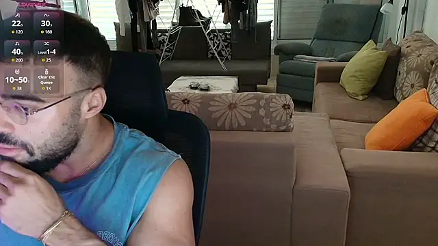 Snapshot of todddantes25 chatting on March 3, 1:06 pm todddantes25 online show from March 3, 1:06 pm