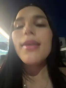 the queen of street online show from July 20, 11:40 pm