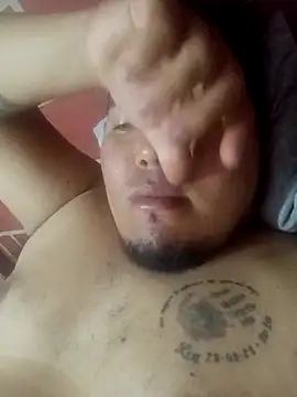 parejanuevahoff online show from March 22, 9:40 pm