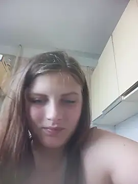 Lauren Amabel online show from June 3, 2:33 pm