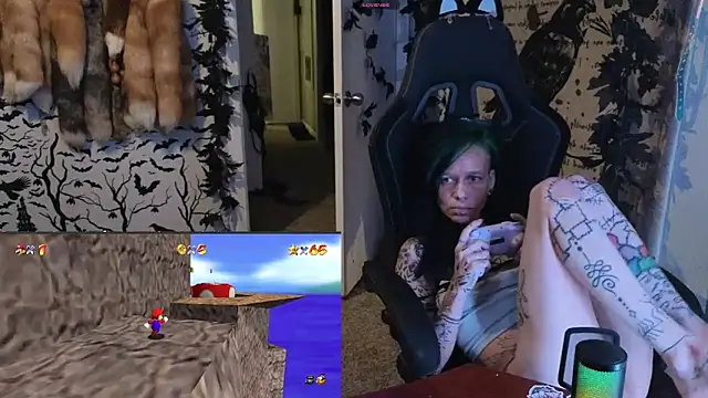 trashbrat online show from September 22, 8:16 am