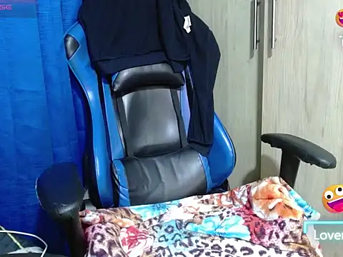 Danielagomez33 online show from February 8, 1:42 am