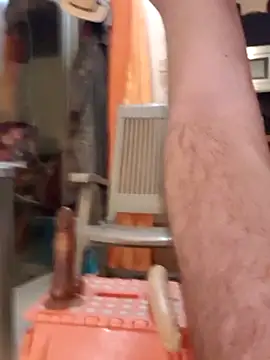 Snapshot of LuluEros chatting on December 14, 10:25 pm LuluEros online show from December 14, 10:25 pm