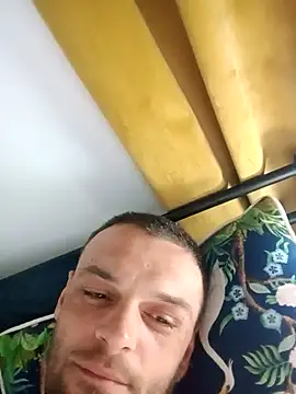 emileeion online show from November 9, 12:53 am