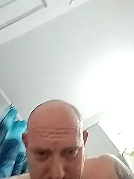 jayjay198080 online show from March 3, 9:22 am