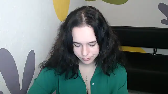 mini girly online show from July 20, 10:39 am