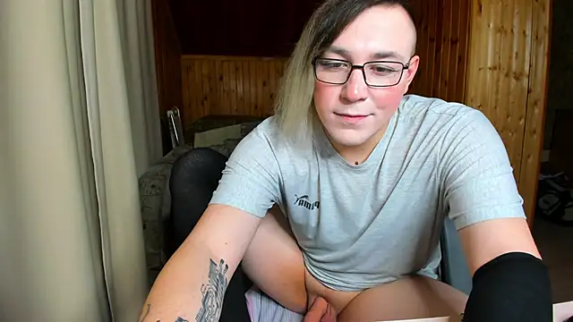 Snapshot of ScanDarky chatting on March 3, 2:48 pm ScanDarky online show from March 3, 2:48 pm