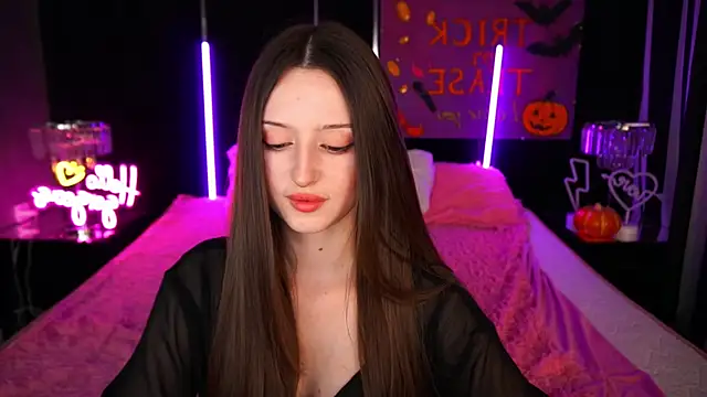 Marmeladkaaa online show from October 31, 2:18 pm