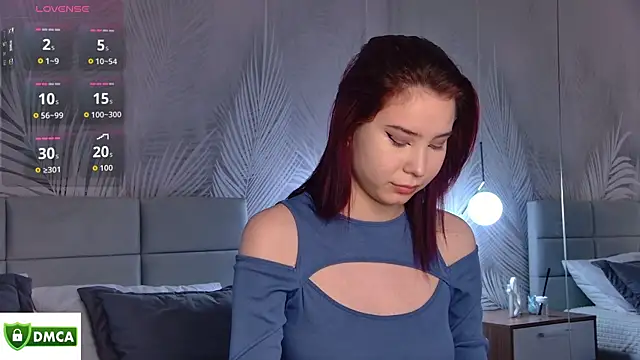 Emma plux online show from October 13, 8:14 am