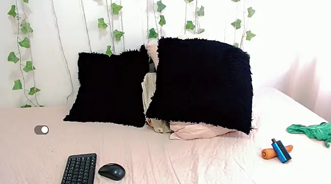 mia grey01 online show from January 14, 2:53 pm