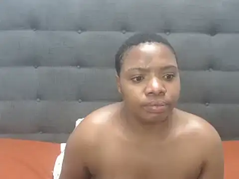 Snapshot of Devinexboobs2 chatting on February 27, 7:04 pm Devinexboobs2 online show from February 27, 7:04 pm