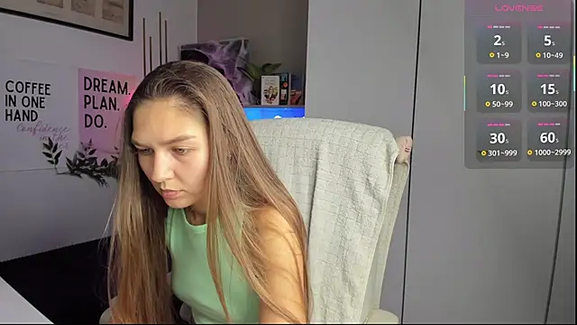 Snapshot of SofiaLolipop chatting on November 7, 3:01 pm SofiaLolipop online show from November 7, 3:01 pm