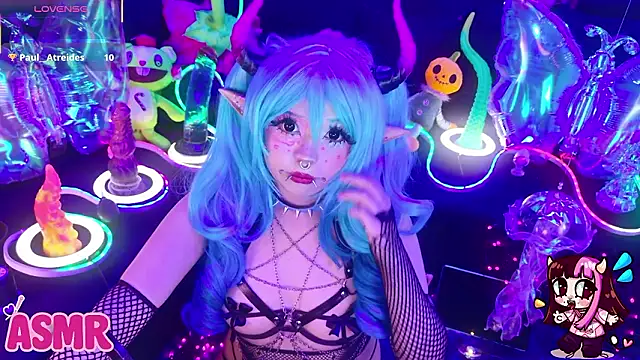 LaytonBox online show from February 13, 1:51 pm