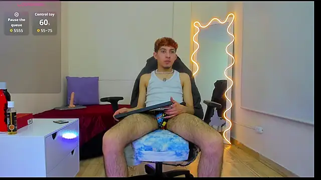 Snapshot of Axel_tay chatting on October 10, 3:49 am Axel tay online show from October 10, 3:49 am