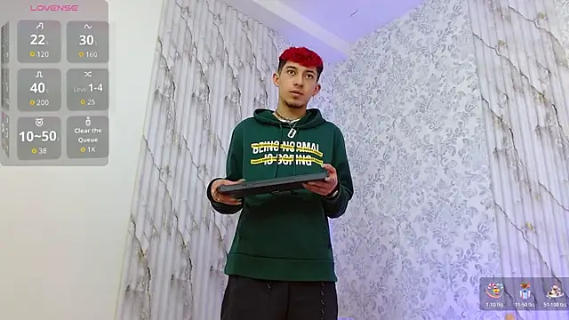 Snapshot of Axel_tay chatting on November 18, 11:58 am Axel tay online show from November 18, 11:58 am