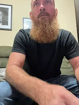 Snapshot of 32XRedBeard chatting on July 1, 10:09 pm 32XRedBeard online show from July 1, 10:09 pm