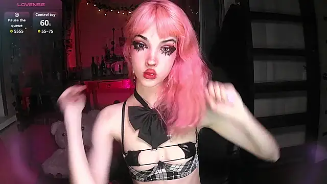 Snapshot of Ink__pleasure chatting on October 25, 2:08 am Ink pleasure online show from October 25, 2:08 am