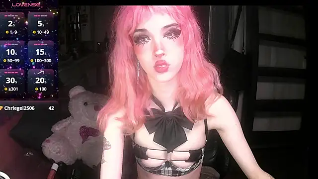 Snapshot of Ink__pleasure chatting on November 23, 1:05 am Ink pleasure online show from November 23, 1:05 am