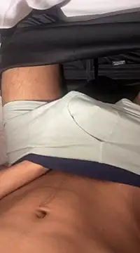 Snapshot of mdnn77 chatting on February 26, 12:47 pm mdnn77 online show from February 26, 12:47 pm