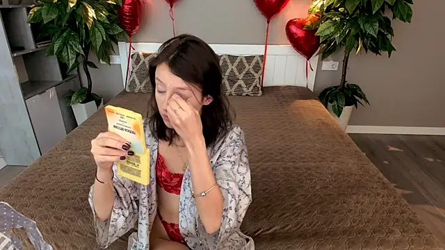 AnnaElys online show from February 14, 8:42 am