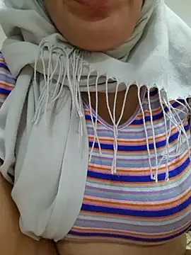 nonalona199999 online show from August 5, 8:33 pm