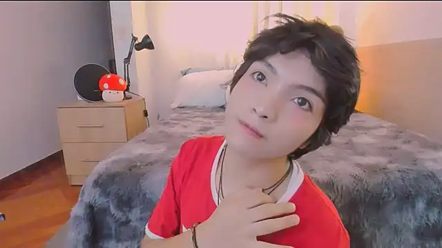 AllanYong18 online show from March 22, 8:18 am