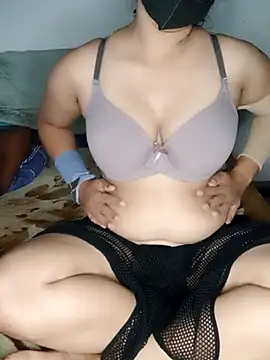 Queen princes online show from November 27, 6:48 am