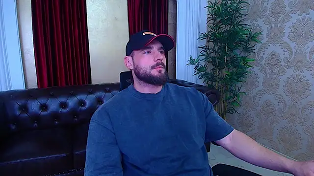 AdamJamesonn online show from November 8, 5:29 am