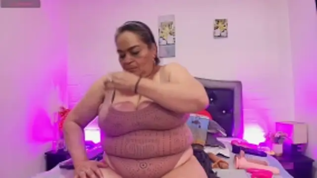 VickyBoobss online show from June 2, 7:16 pm