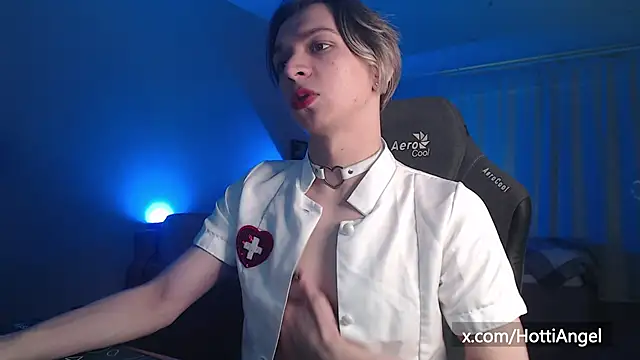 Snapshot of leon_yuugen chatting on November 30, 3:05 pm leon yuugen online show from November 30, 3:05 pm