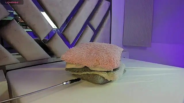 kathy bakerr online show from April 16, 12:39 pm