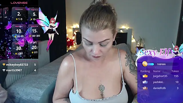 Snapshot of rosse26830 chatting on January 11, 12:01 am rosse26830 online show from January 11, 12:01 am