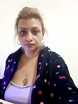 Snapshot of rosse26830 chatting on January 12, 2:41 pm rosse26830 online show from January 12, 2:41 pm