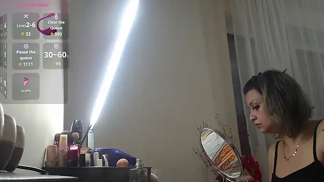 Snapshot of rosse26830 chatting on March 6, 8:37 pm rosse26830 online show from March 6, 8:37 pm